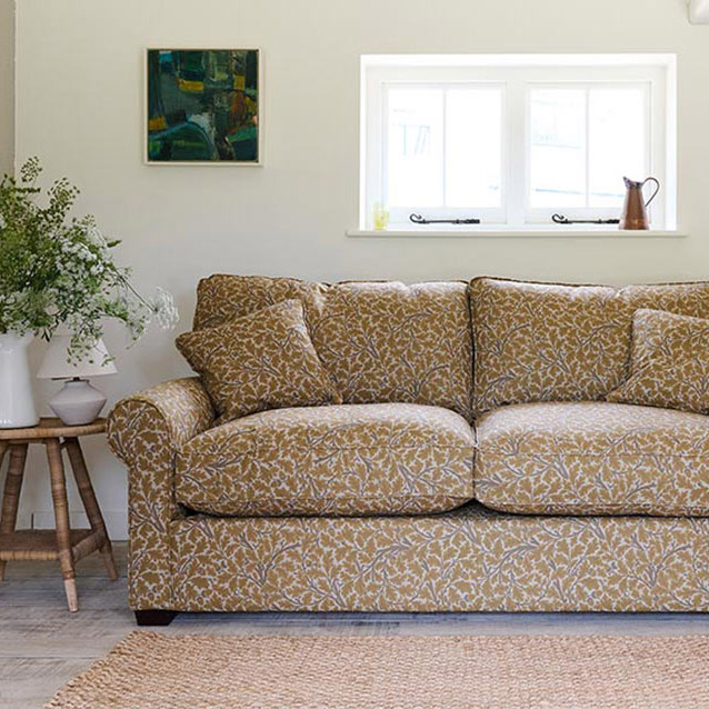 Bignor 3 Seater Sofa in V&A Drawn from Nature Oak Tree Gold